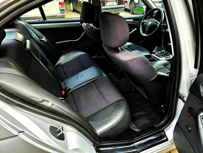 BMW 320 Navi Felgi Skóry silnik 2.8 Benzyna Automat Zarejestrowany