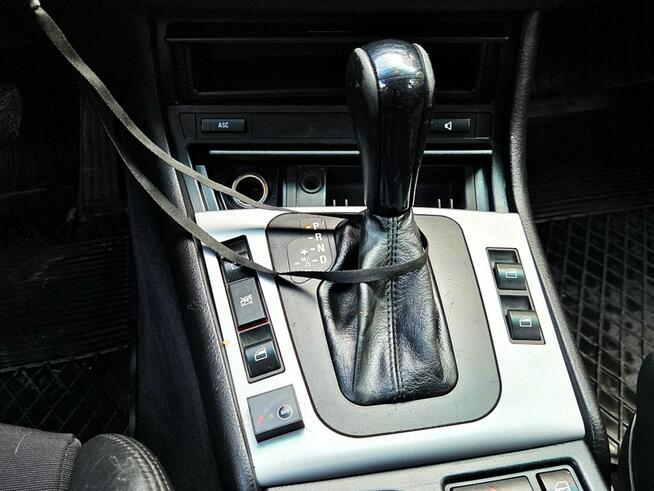 BMW 320 Navi Felgi Skóry silnik 2.8 Benzyna Automat Zarejestrowany