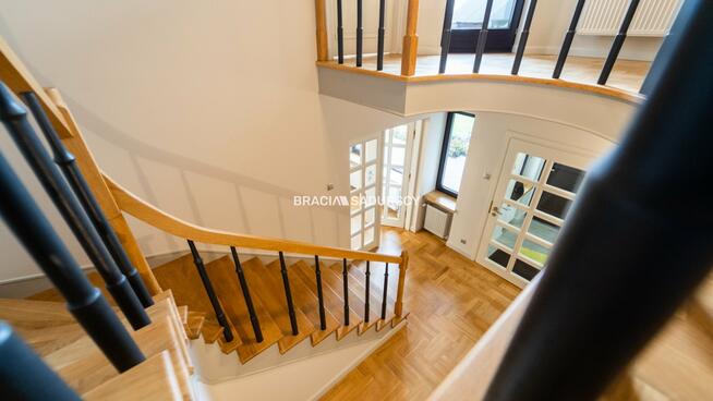 Dom Kraków Wola Justowska, Wola Justowska, Poręba