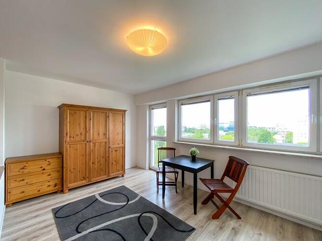 Zadbana kawalerka z balkonem-Bokserska 36