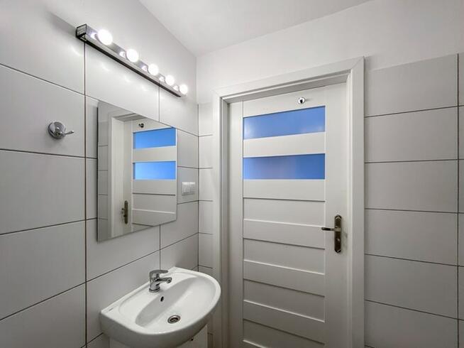 Zadbana kawalerka z balkonem-Bokserska 36