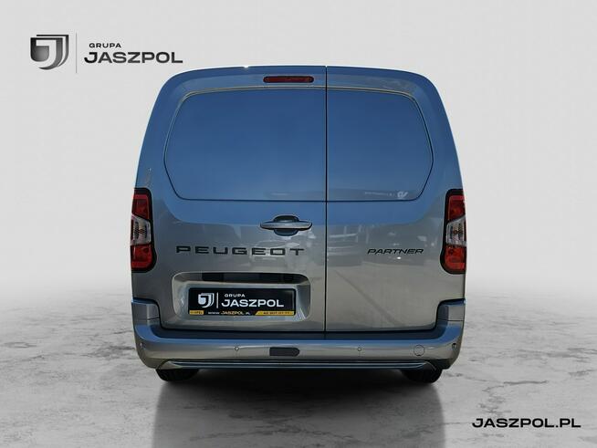 Peugeot Partner Long km 1.2 benzyna 110 KM M6