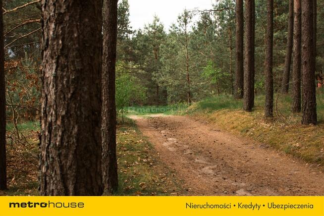 Duża działka z domkami holenderskimi przy rzece!!