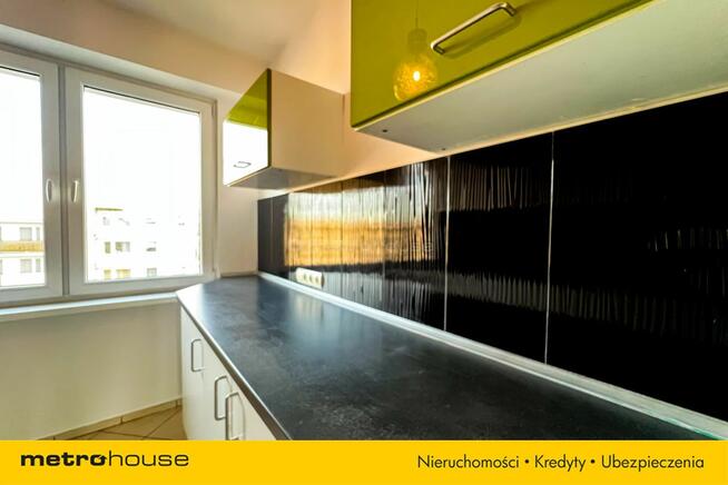 M3 z piwnicą na spokojnym osiedlu, blisko centrum.