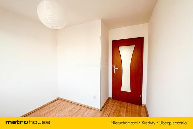 M3 z piwnicą na spokojnym osiedlu, blisko centrum.