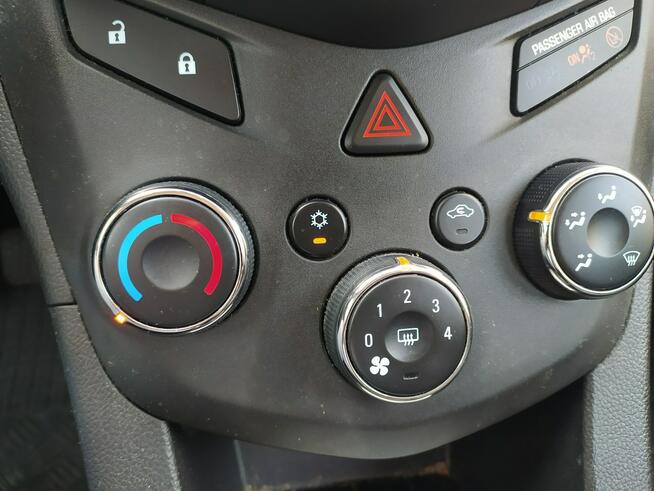 Chevrolet Aveo LS+ sedan 1.2 70 KM, salon Polska