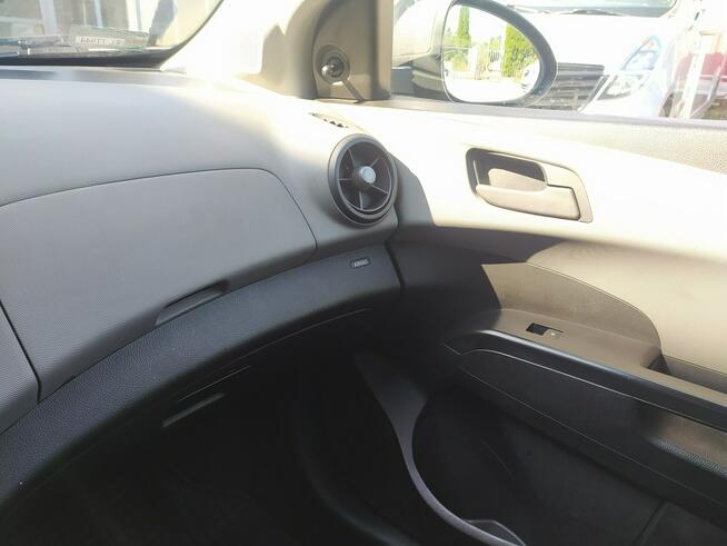 Chevrolet Aveo LS+ sedan 1.2 70 KM, salon Polska