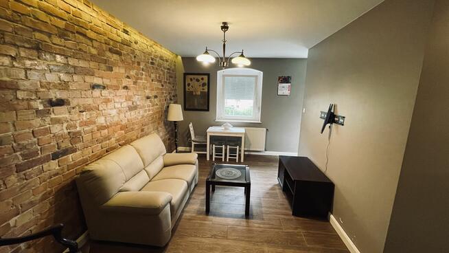 Wynajme Olesnica 38 m2 salon+sypialnia/ładne wyremontowane