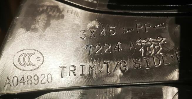 Prawa osłona tapicerka klapy Mitsubishi ASX 7224A192