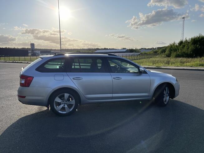 Skoda Octavia Kombi 1.6Tdi 105KM DSG