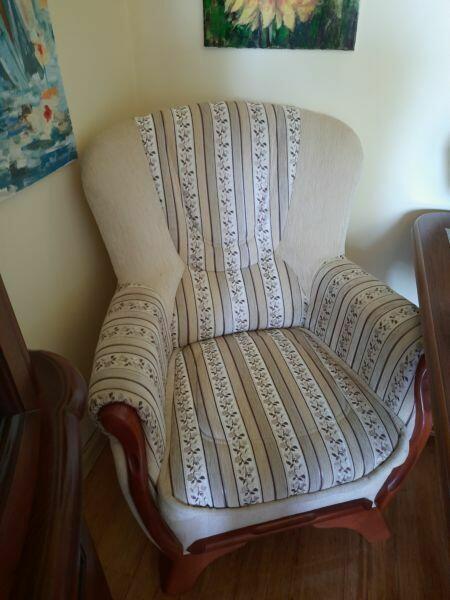 Sprzedam komplet wypoczynkowy