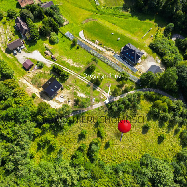 Marzysz o domu w górach z lasem z pięknym widokiem