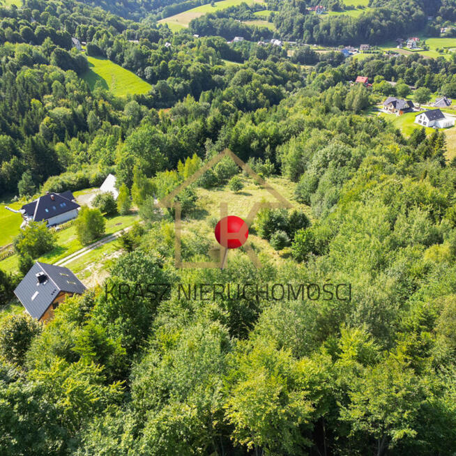 Marzysz o domu w górach z lasem z pięknym widokiem