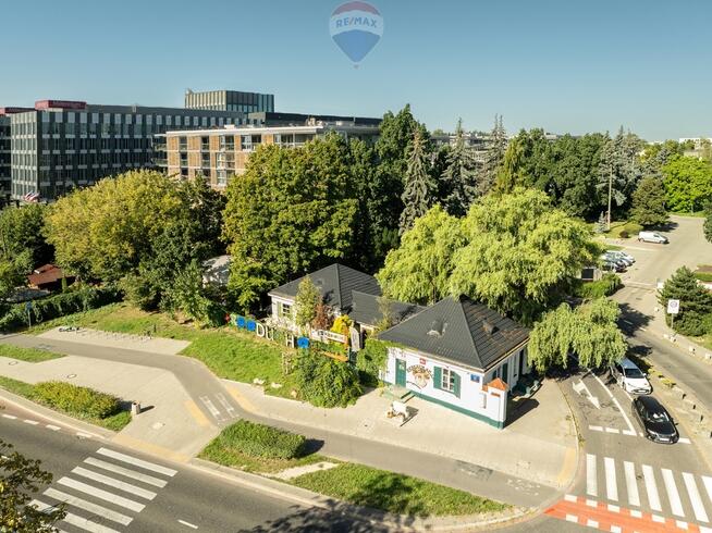 Działka na Górnym Mokotowie, częściowo zabudowana.