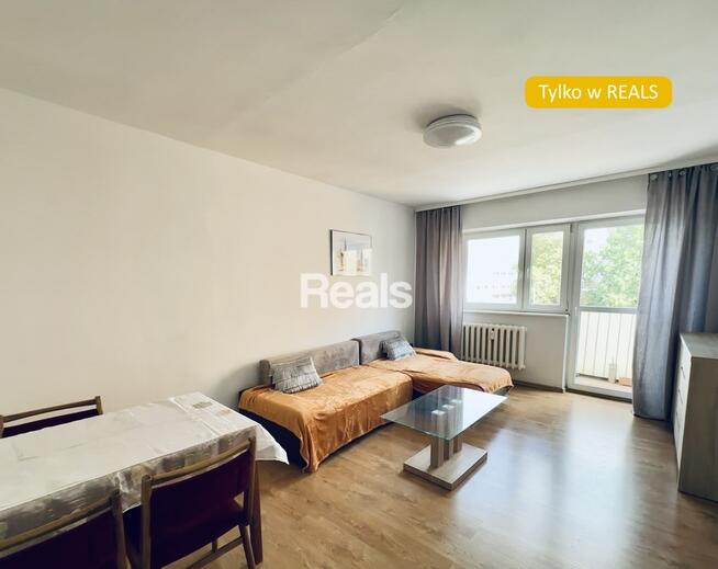 Trzy pokoje przy Parku, niedaleko metra.