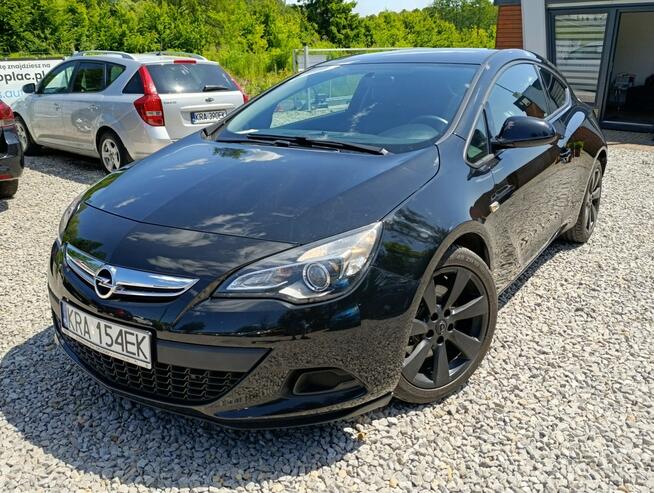Opel Astra GTC  Bezwypadkowa ,zadbana
