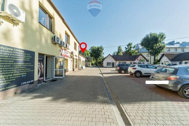 Lokale handlowe i działka w centrum Andrychowa