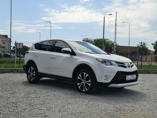 Toyota RAV-4 4x4 Navi PDC Kamera El.Klapa Klimatronik Led Sensory Tempomat Halogeny