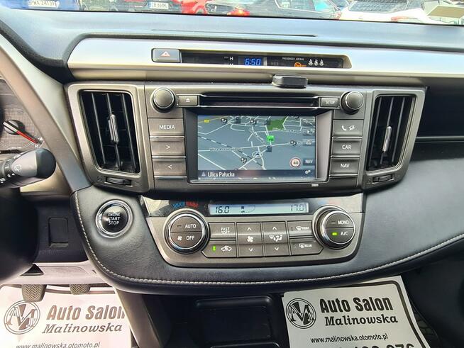 Toyota RAV-4 4x4 Navi PDC Kamera El.Klapa Klimatronik Led Sensory Tempomat Halogeny