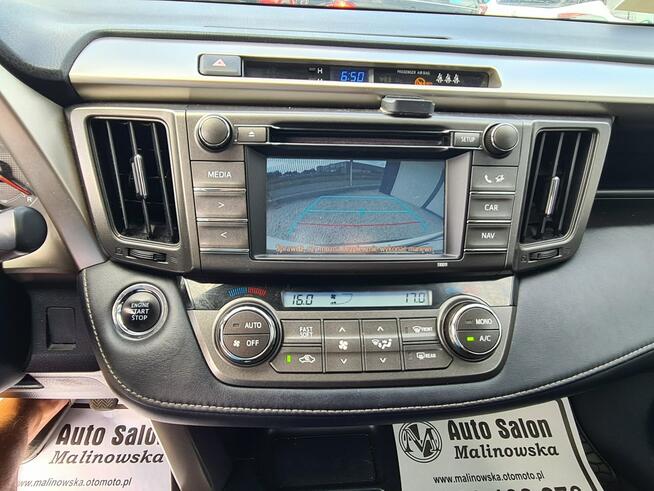 Toyota RAV-4 4x4 Navi PDC Kamera El.Klapa Klimatronik Led Sensory Tempomat Halogeny
