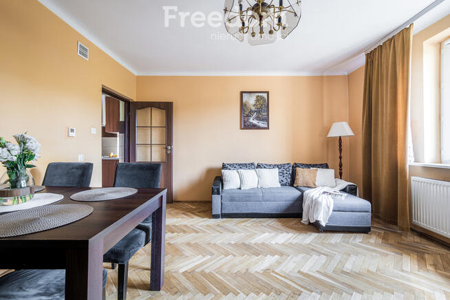 Dom z ogrodem w Raszynie