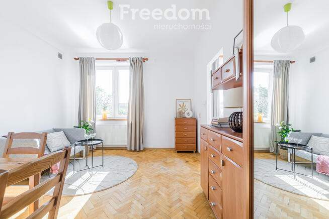 Dwa pokoje przy Łowickiej! Kamienica!