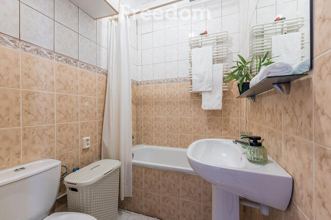 Dwa pokoje przy Łowickiej! Kamienica!