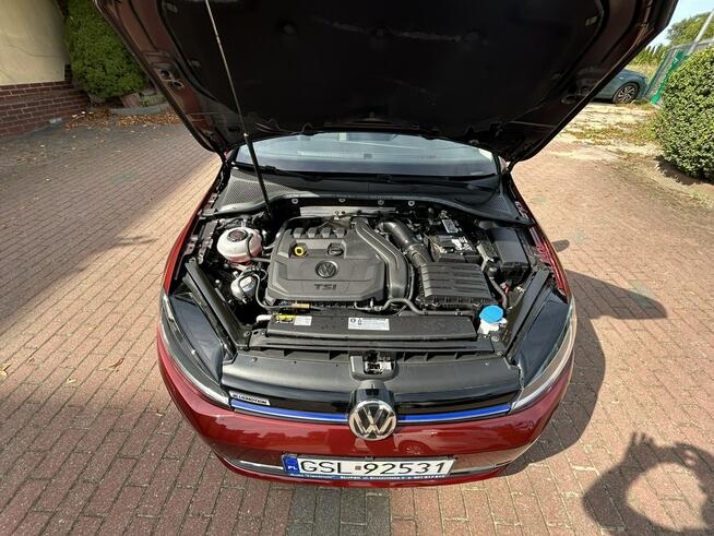 Volkswagen Golf LOUNGE automat 130 KM webasto grzana kierownica