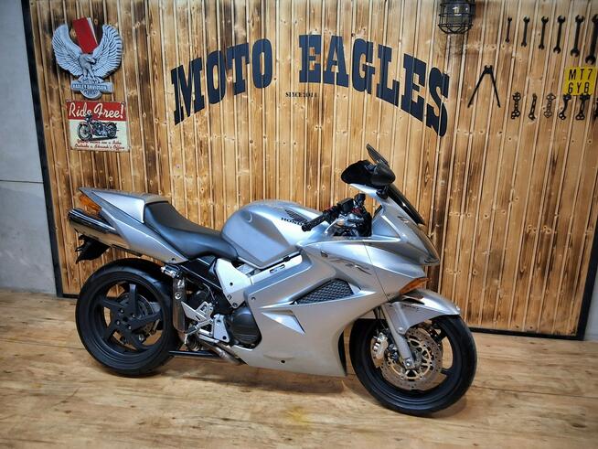 Honda VFR ## ZADBANY ## BŁYSZCZY # technicznie super# raty KUP ONLINE