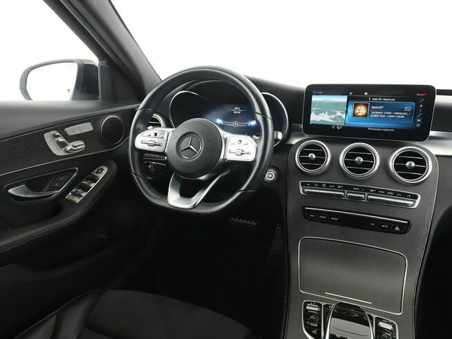 Mercedes C 300 4x4 automat multibeam LED skóra/alcantara virtual cocpit navi kamery