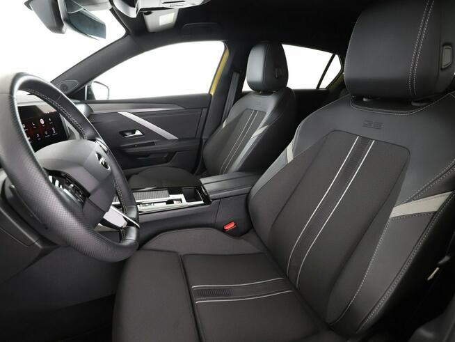 Opel Astra FV23% full LED navi virtual cocpit klima auto kamery grzane fotele