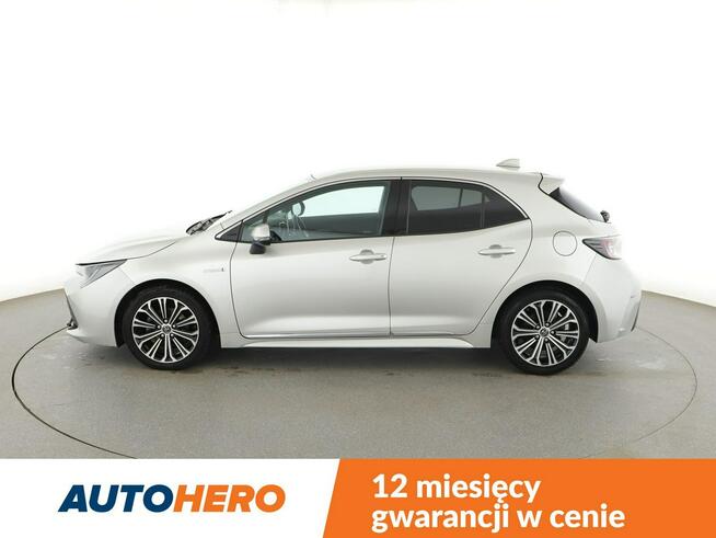 Toyota Corolla Design navi kamera LED ACC grzane fotele