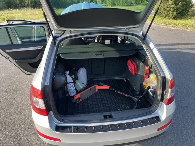 Skoda Octavia Kombi 1.6Tdi 105KM DSG