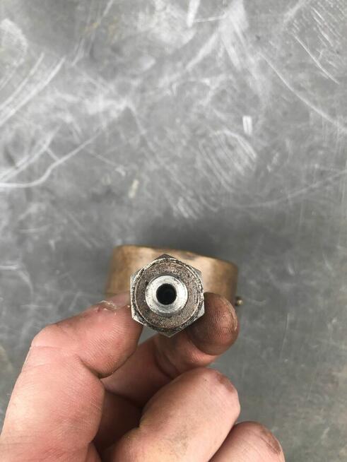 Miernik ciśnienia oleju