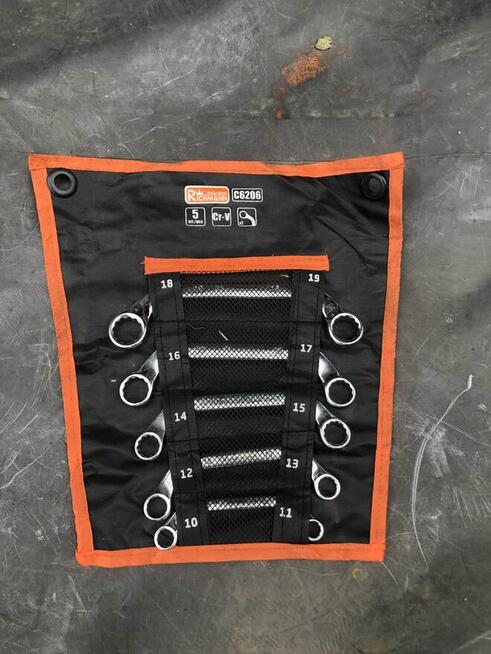 Zestaw kluczy oczkowych łukowych