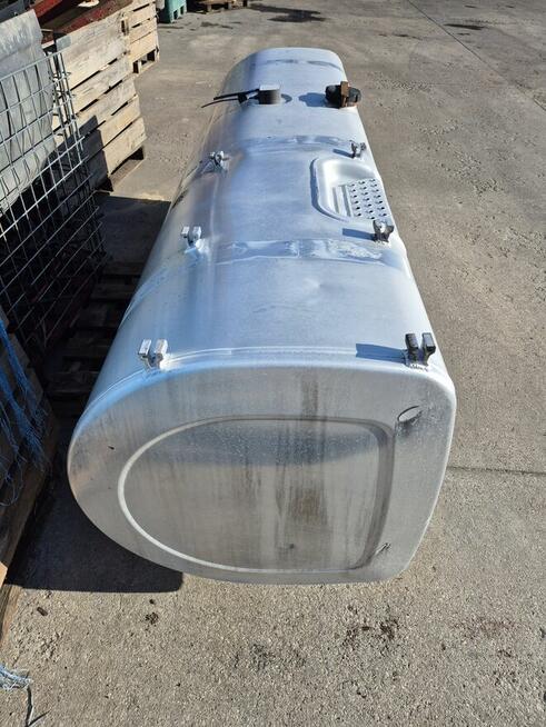 Zbiornik paliwa bak alu 900l Volvo e6 17r. 21442020