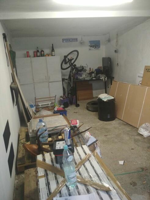 Syndyk sprzeda udział w nieruchomości zabudowanej garażem