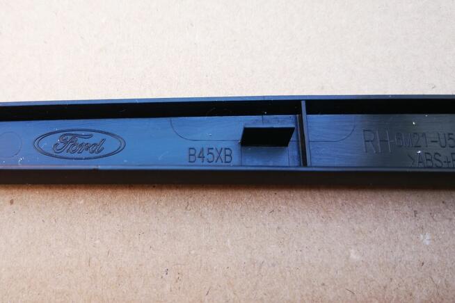 Listwa wewnętrzna prawa dach panoramiczny Ford Galaxy Mk3