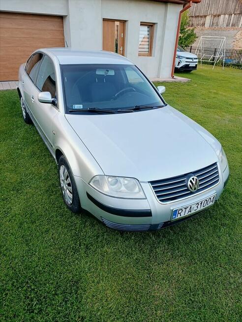 Volkswagen Passat B5 FL 1.9 TDI sedan w dobrym, zadbanym sta