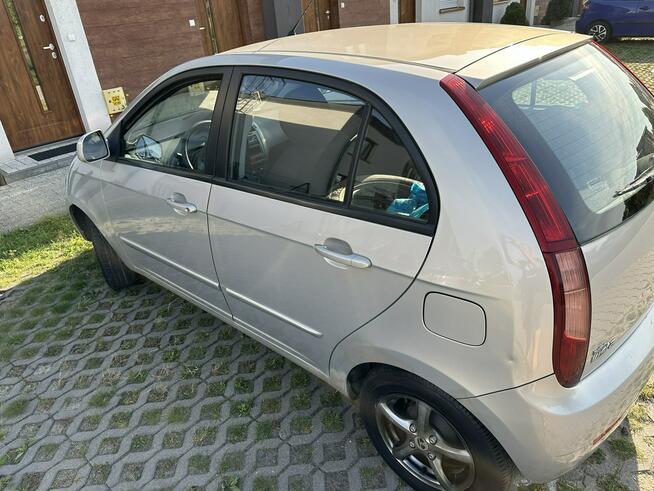 Tata Indica Znikomy przebieg, klimatyzacja, polski salon, drugie koła, isofix, Aux