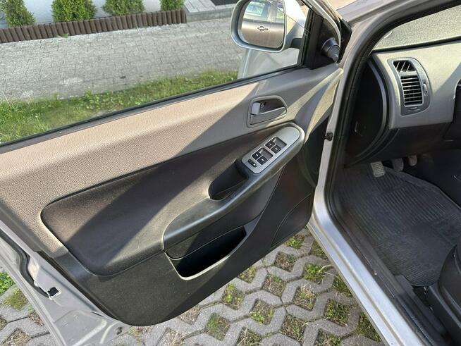 Tata Indica Znikomy przebieg, klimatyzacja, polski salon, drugie koła, isofix, Aux