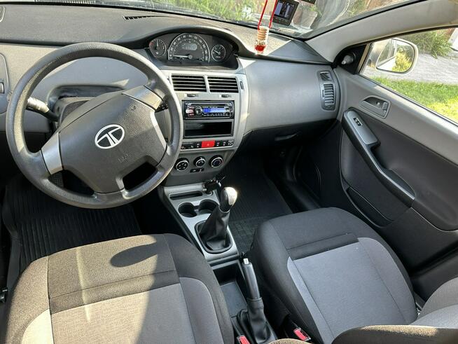 Tata Indica Znikomy przebieg, klimatyzacja, polski salon, drugie koła, isofix, Aux