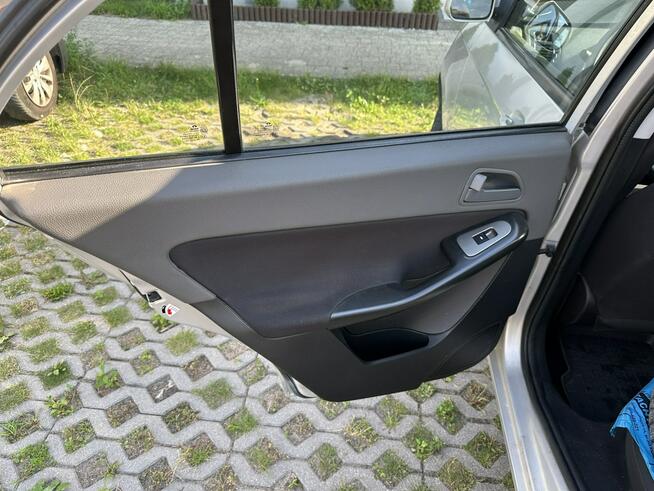 Tata Indica Znikomy przebieg, klimatyzacja, polski salon, drugie koła, isofix, Aux
