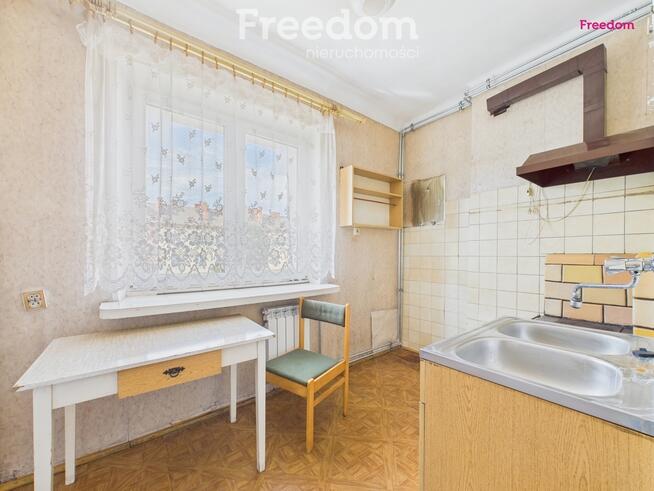 dwu pokojowe mieszkanie 49 m² w centrum Wierzbicy.