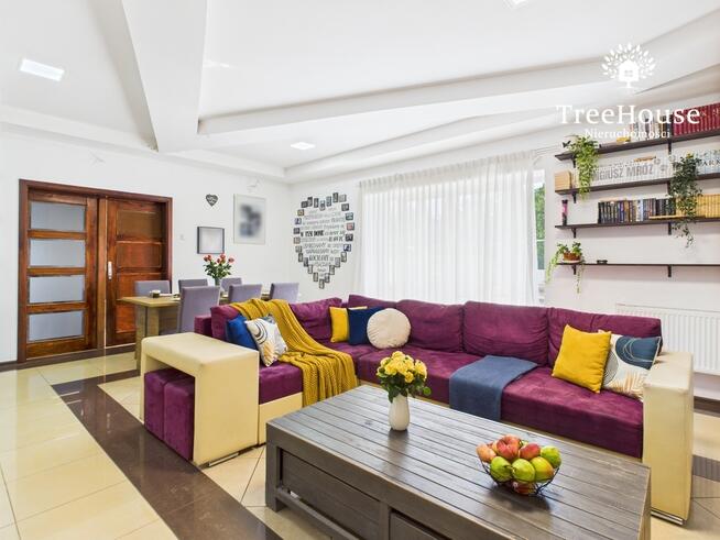 Dom na Mazurach, z agroturystyką przy jeziorze.