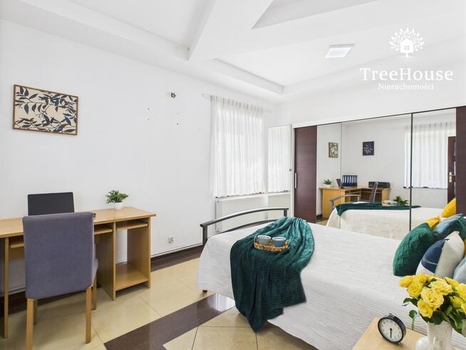 Dom na Mazurach, z agroturystyką przy jeziorze.