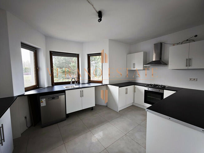 Przestronny dom jednorodzinny – Bramki, gm. Błonie