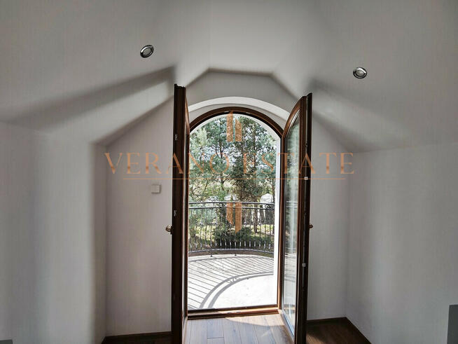 Przestronny dom jednorodzinny – Bramki, gm. Błonie