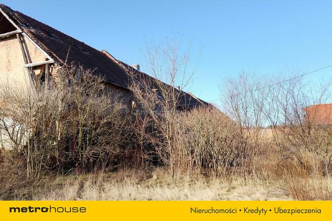 Niepowtarzalny kompleks dworsko-folwarczny 2 ha