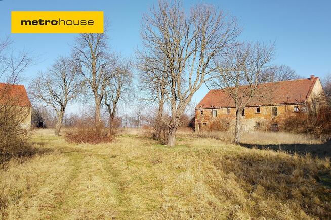 Niepowtarzalny kompleks dworsko-folwarczny 2 ha